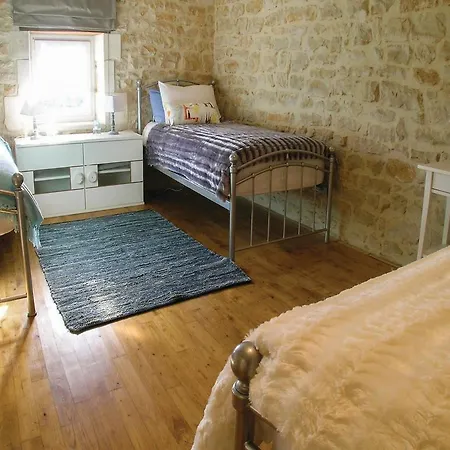 Semesterbostad Four-bedroom Holiday In